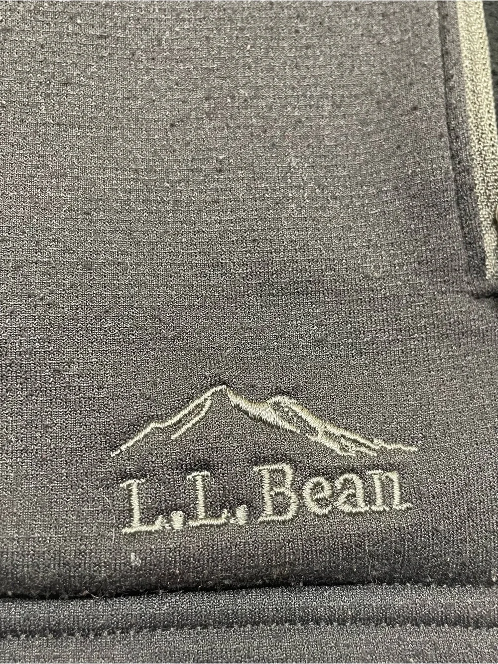 L.L. Bean Black Men's Softshell Zip Vest